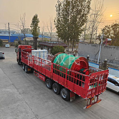 鶴壁雙民礦井提升機安全、可靠、質(zhì)優(yōu)、價廉、型號齊全。